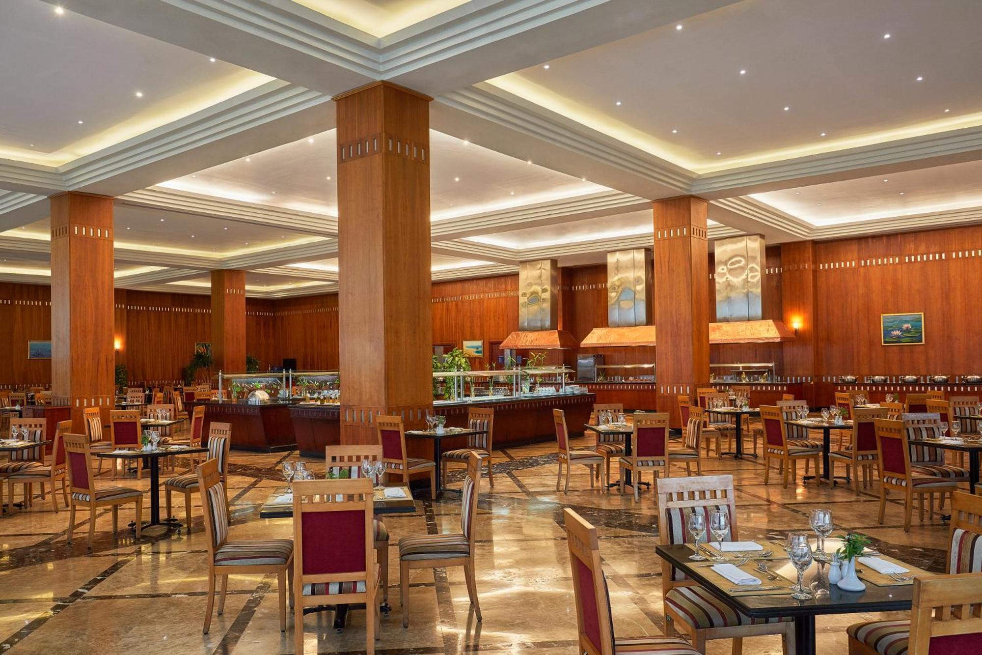 Jaz Grand Marsa Hotel Coraya Bay Exterior photo